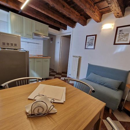 Veneziacentopercento Apartments & Rooms Luaran gambar
