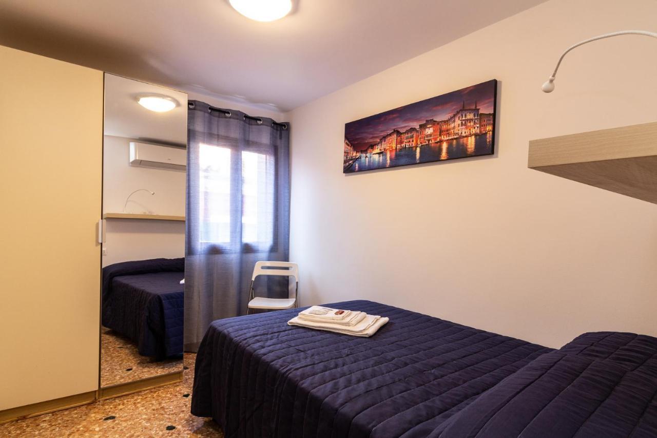 Veneziacentopercento Apartments & Rooms Luaran gambar