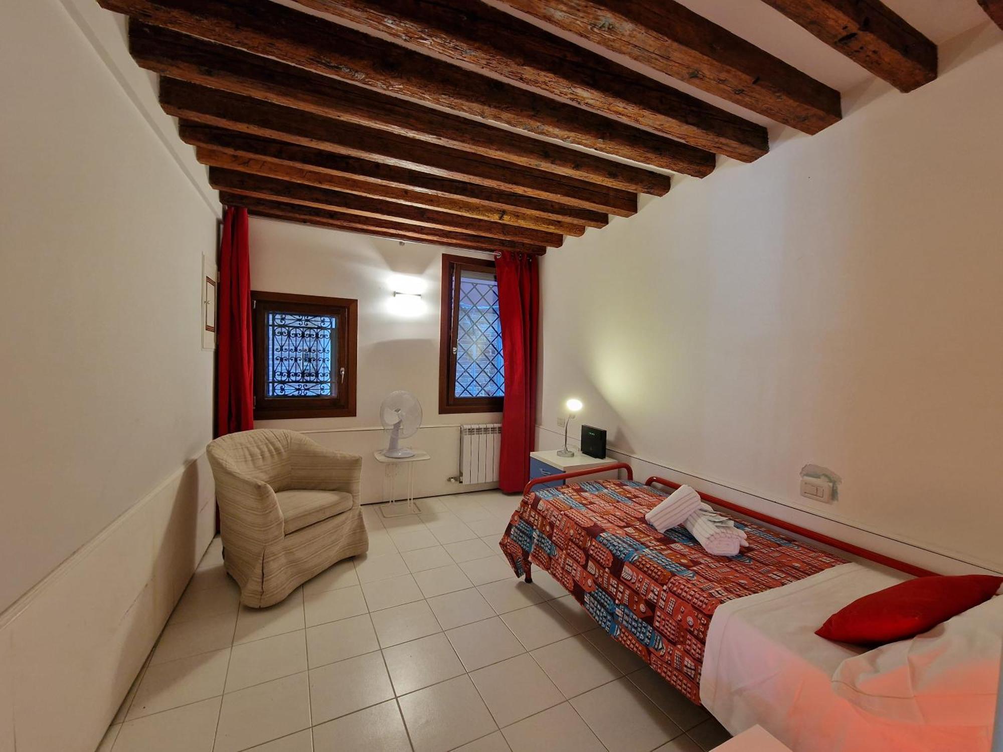 Veneziacentopercento Apartments & Rooms Luaran gambar