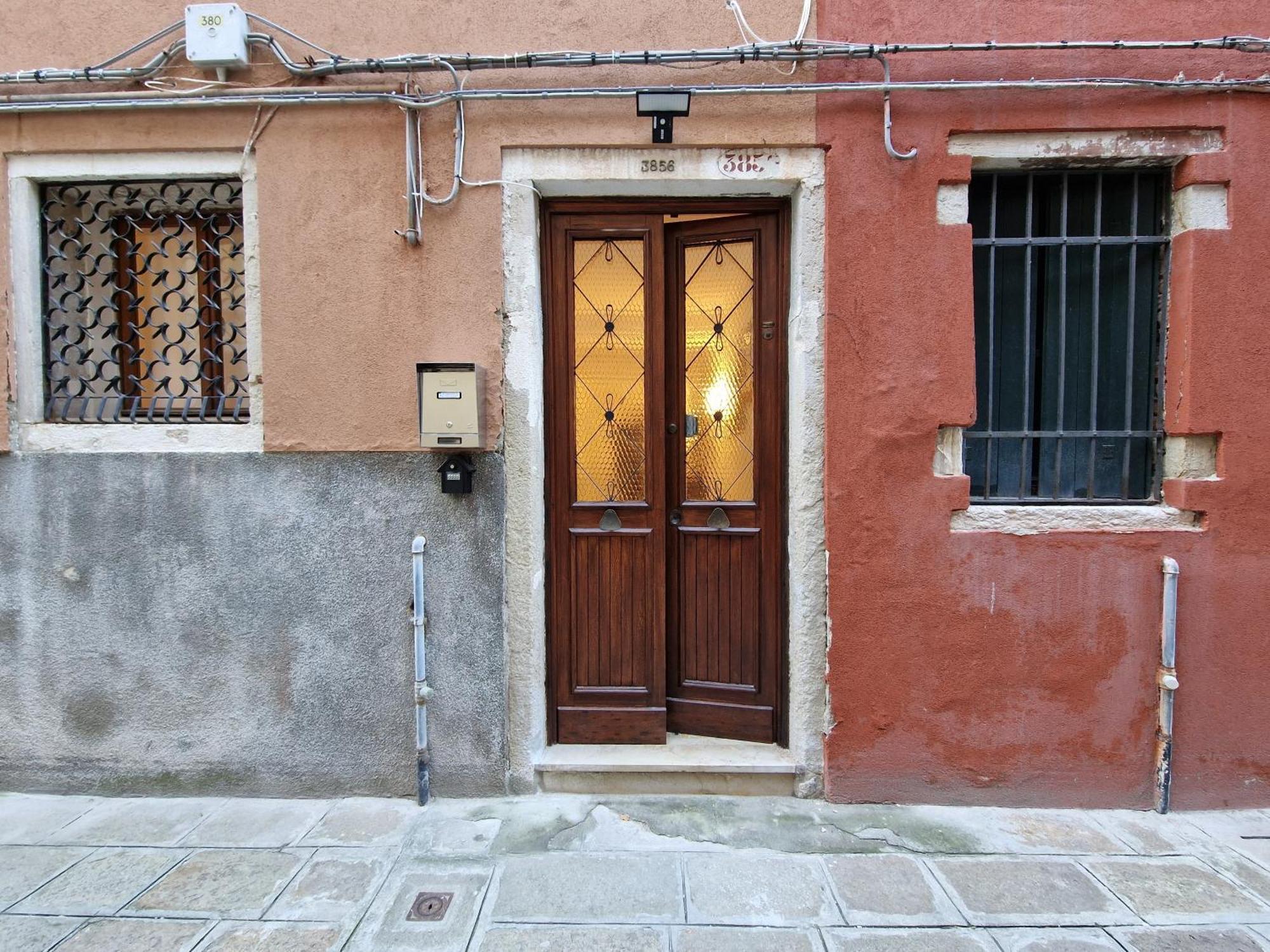 Veneziacentopercento Apartments & Rooms Luaran gambar