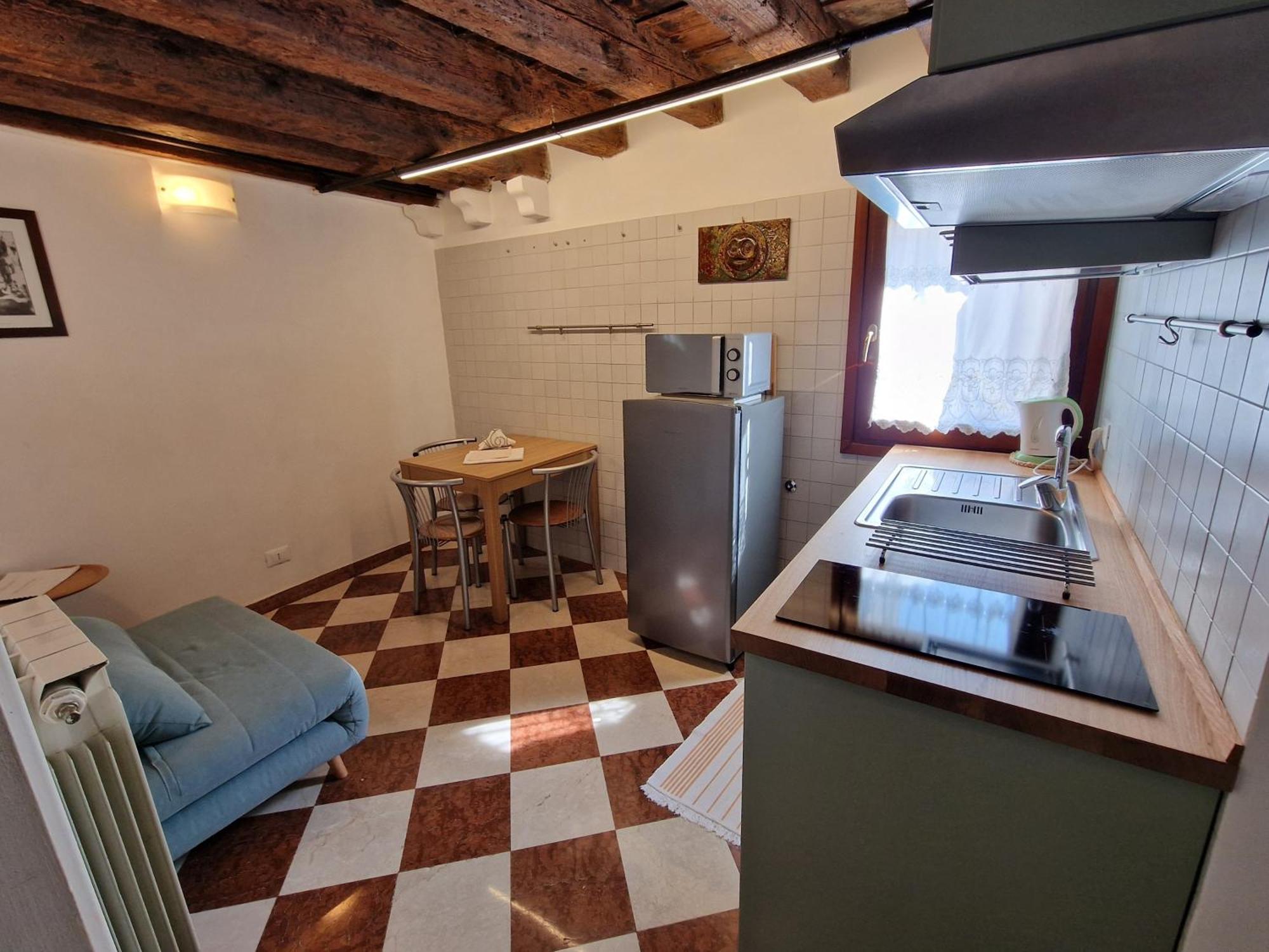 Veneziacentopercento Apartments & Rooms Luaran gambar