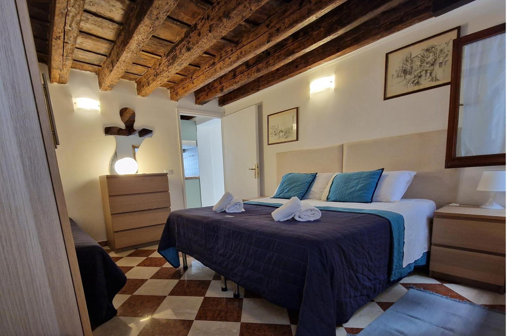 Veneziacentopercento Apartments & Rooms Luaran gambar